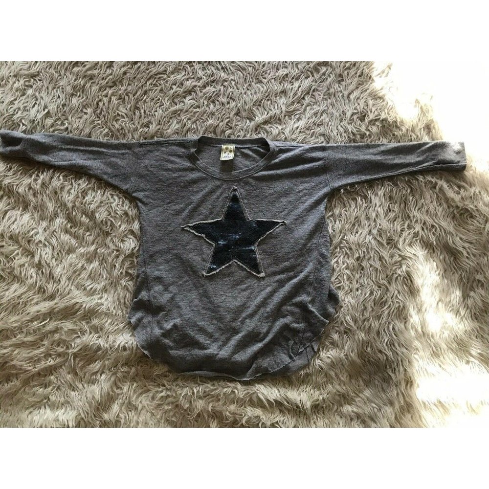 kiddo by katie 3/4 Sleeve Star Shirt Size: Small